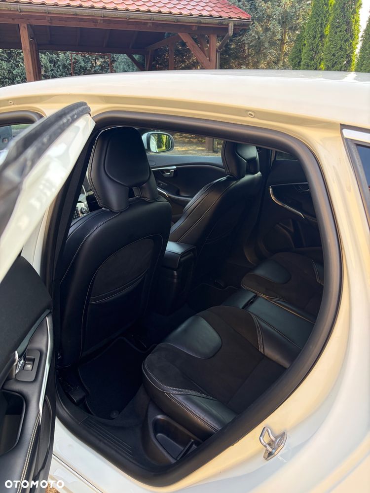 Volvo V40 D2 Drive-E R-Design Kinetic - 8