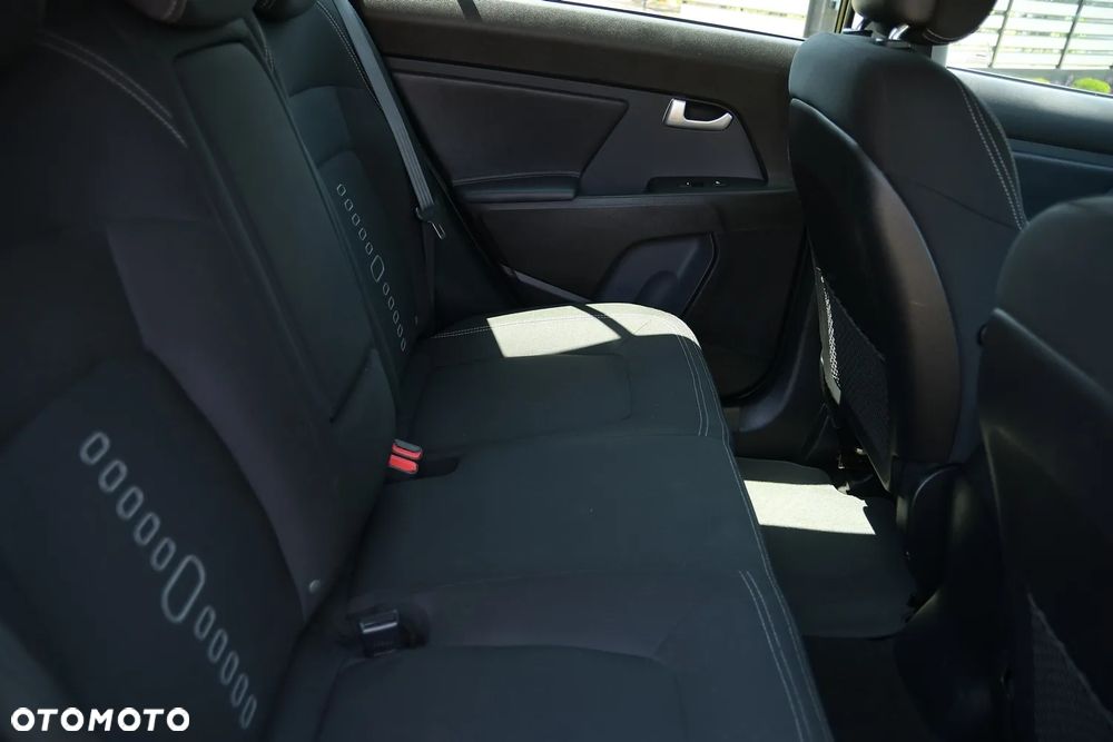 Kia Sportage 2.0 CRDI L AWD - 23
