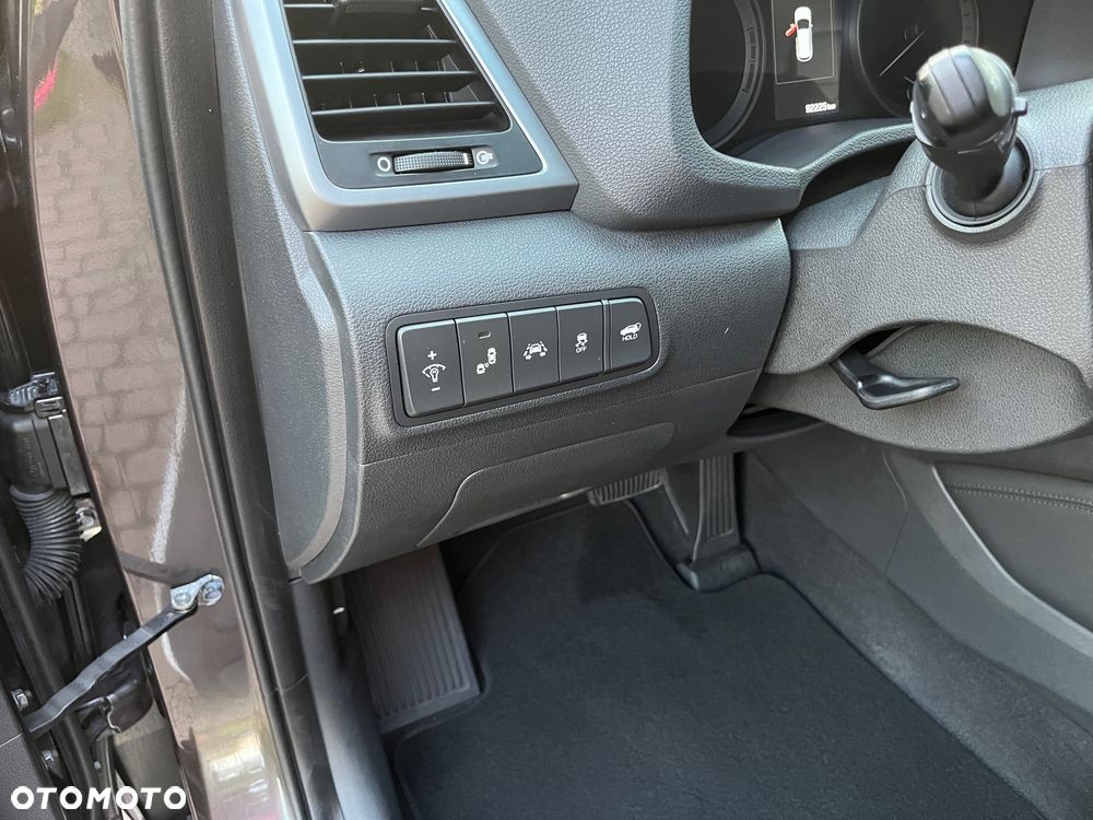 Hyundai Tucson 2.0 CRDi 4WD Automatik Passion Plus - 14