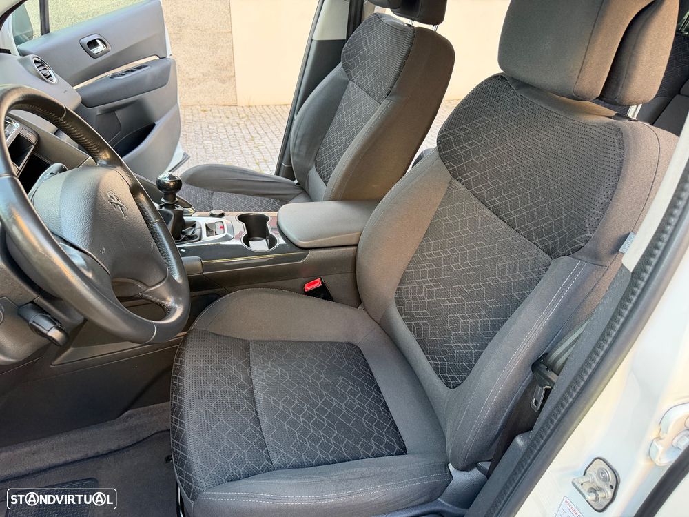 Peugeot 3008 1.6 HDi Style - 19