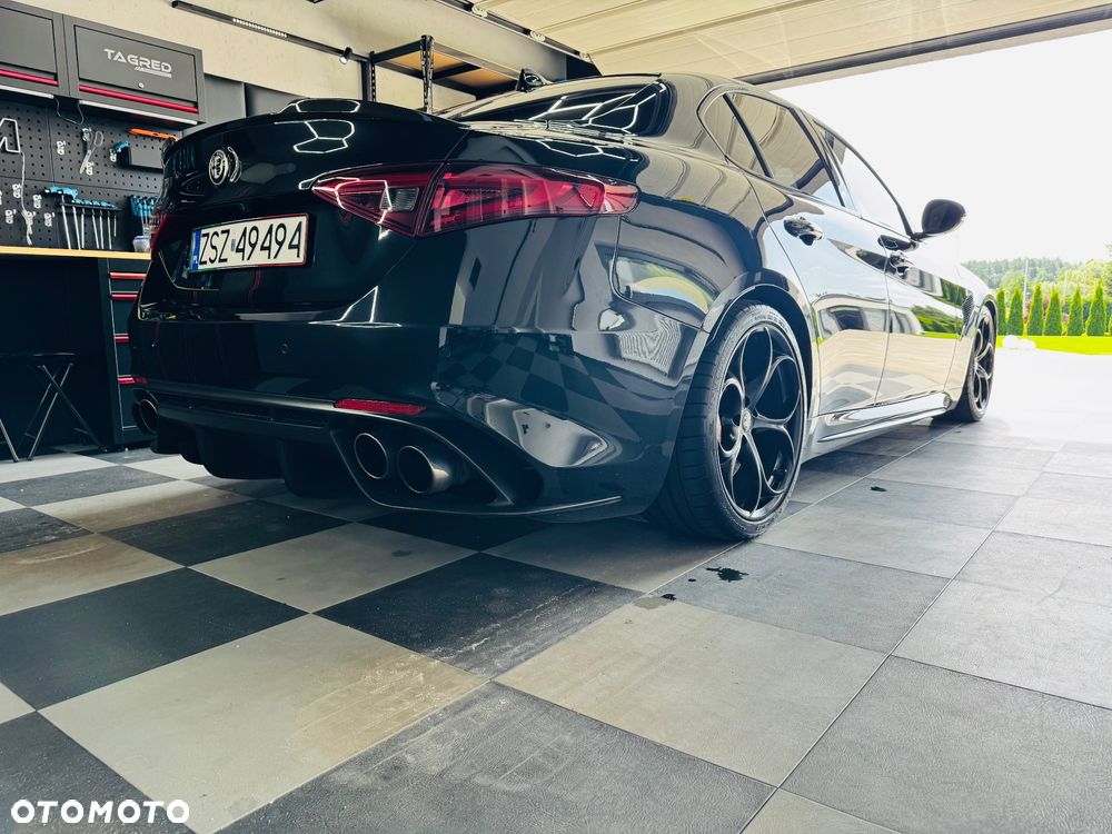 Alfa Romeo Giulia 2.9 Bi Turbo V6 Quadrifoglio - 4