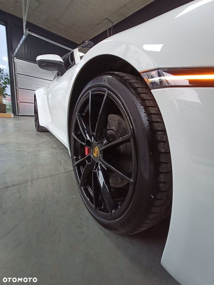 Porsche 911 Carrera S PDK - 10