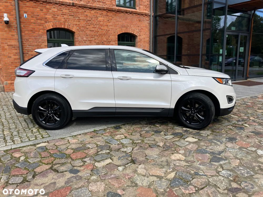 Ford Edge - 15