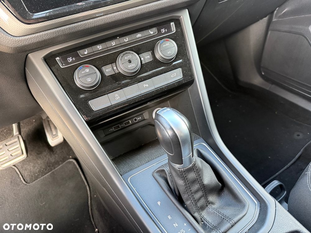 Volkswagen Touran 1.5 TSI ACT OPF DSG Join - 19