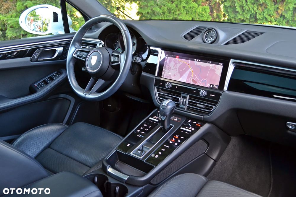 Porsche Macan - 27