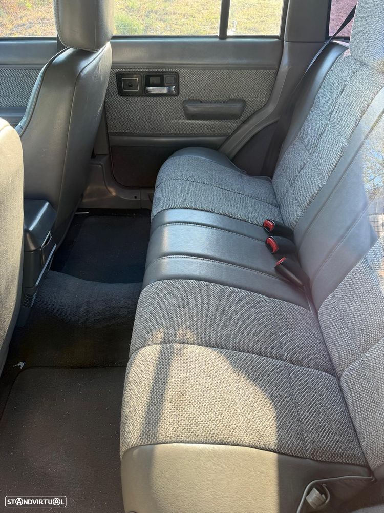 Jeep Cherokee - 7