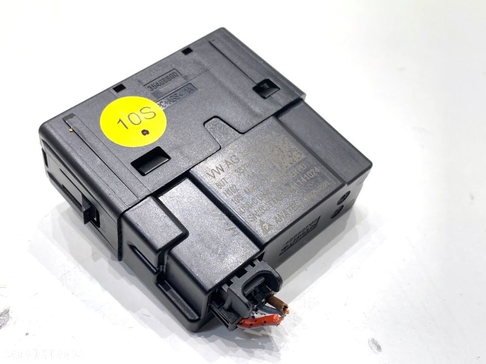 GNIAZDO USB  SKODA KAMIQ (NW4) 2019 - 2022 1.5 TSI 110 kW [150 KM] benzyna 2019 - 2022 3G5035718A - 3