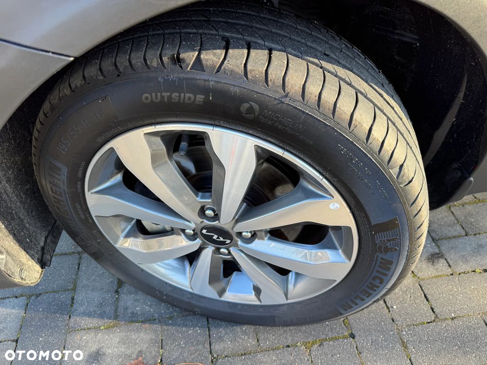 Kia Stonic 1.2 Vision - 36