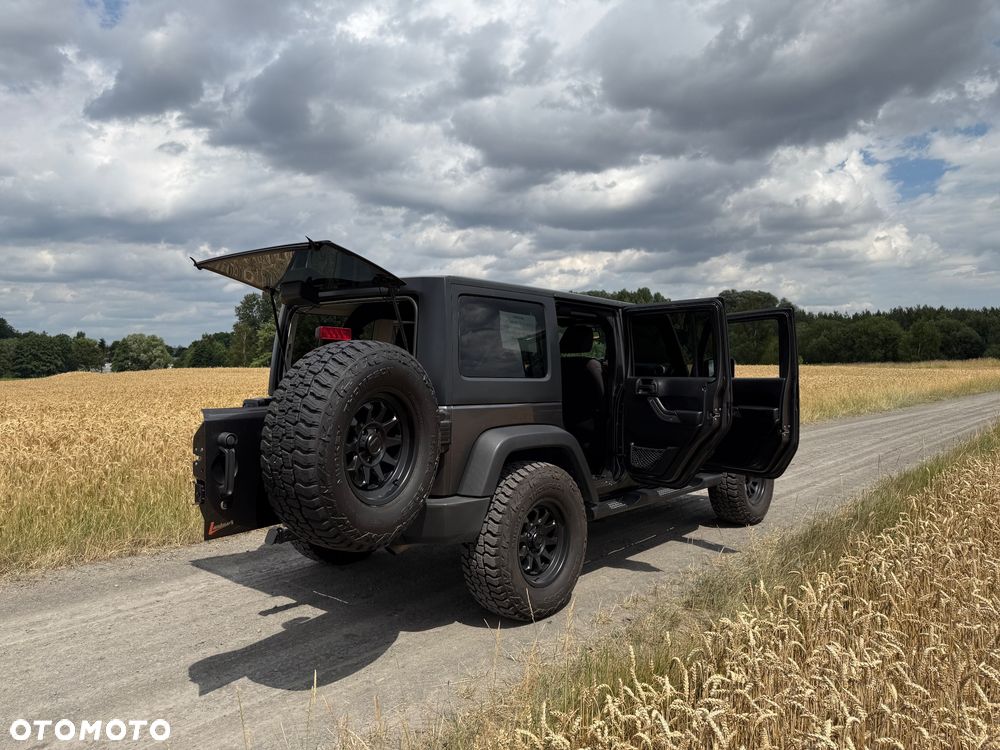 Jeep Wrangler - 20
