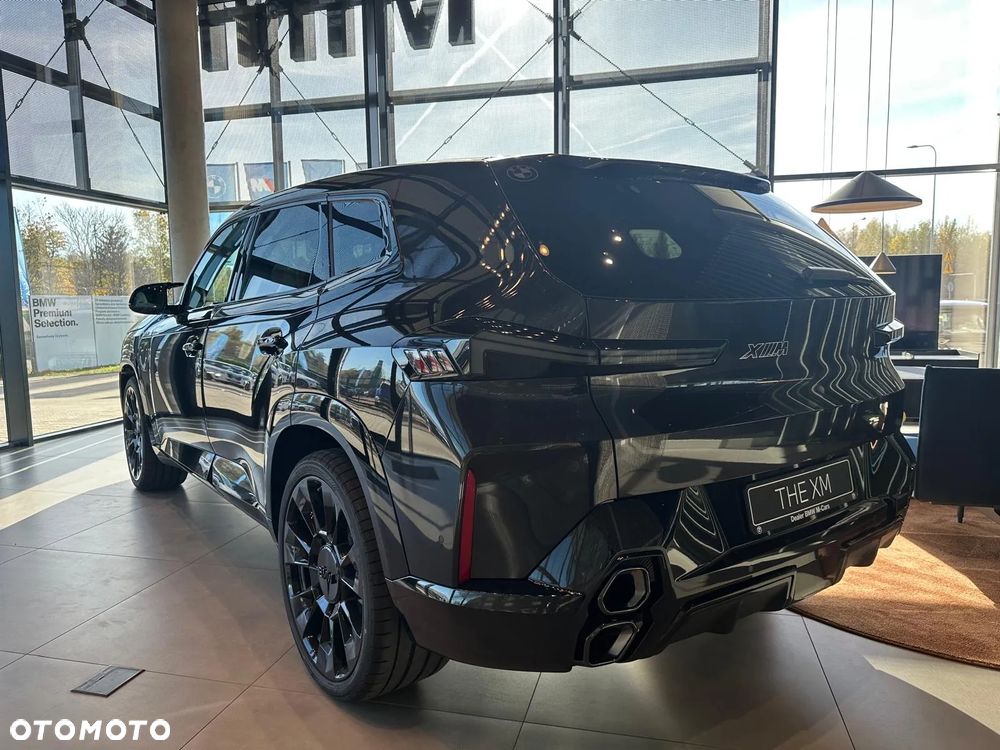 BMW XM - 4