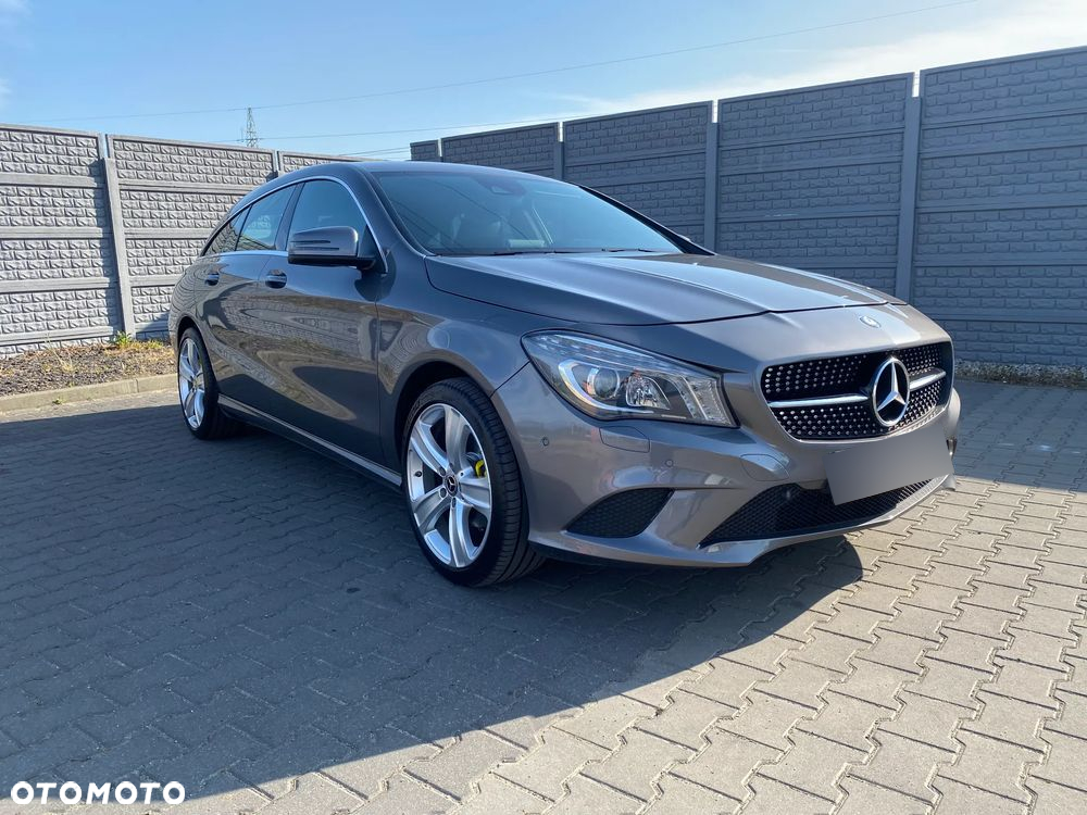 Mercedes-Benz CLA Shooting Brake 180 7G-DCT - 11