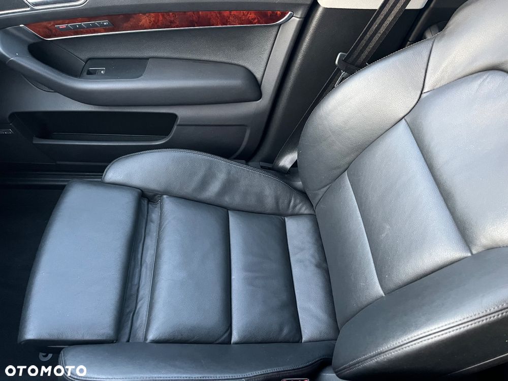 Audi A6 Avant 3.2 FSI Quattro Tiptronic - 11