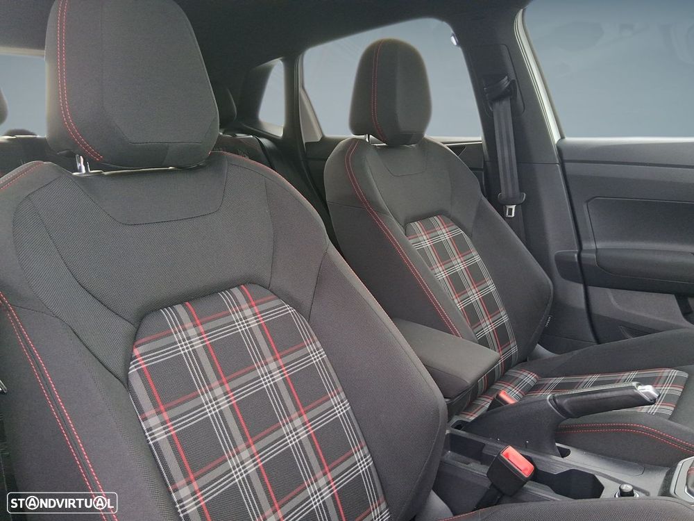 VW Polo 2.0 TSI GTI - 24