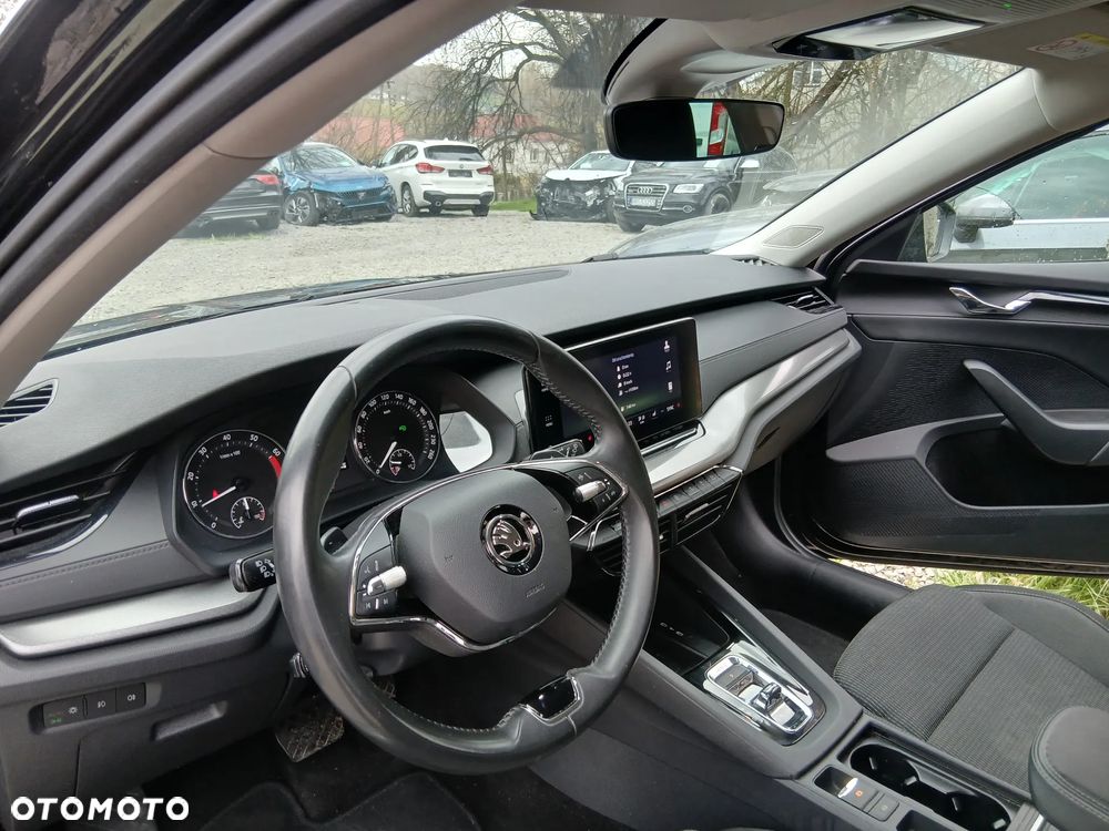 Skoda Octavia 2.0 TSI 4x4 DSG Ambition - 13