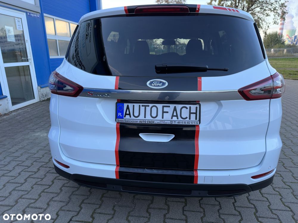 Ford S-Max 2.0 TDCi Titanium PowerShift - 6
