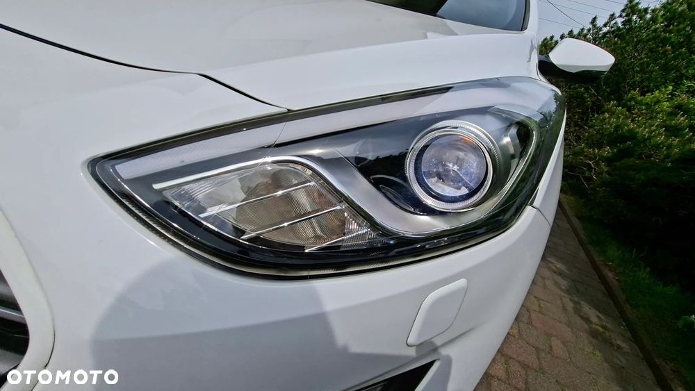 Hyundai i30 Kombi 1.6 GDi DCT Premium - 8