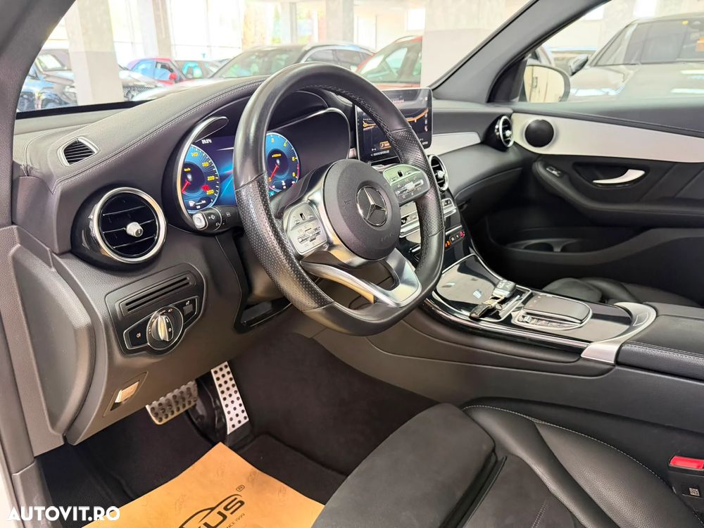 Mercedes-Benz GLC Coupe 220 d 4Matic 9G-TRONIC AMG Line - 5