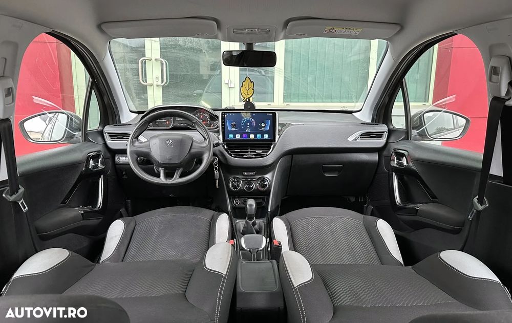 Peugeot 2008 - 9