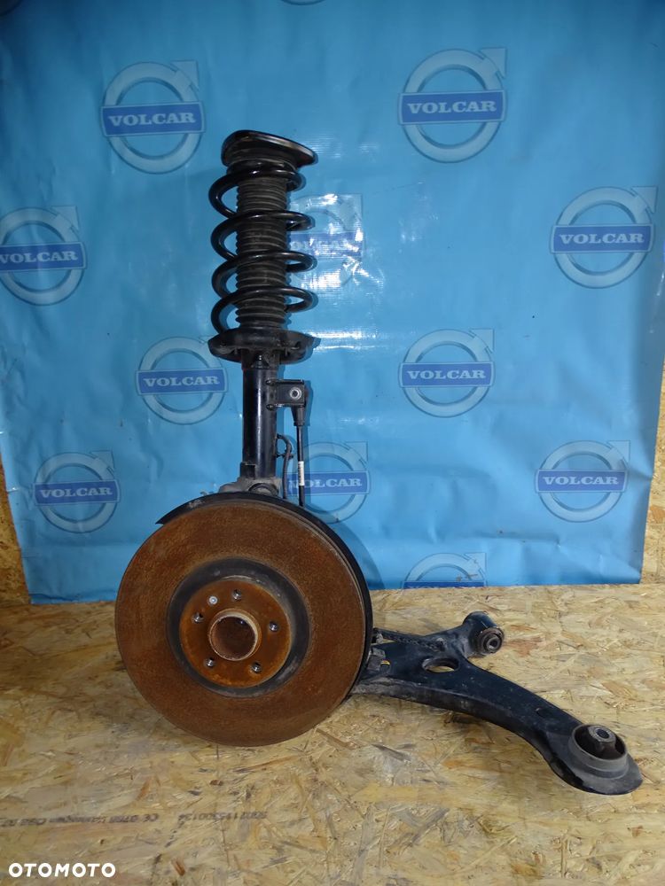 MCPHERSON ZWROTNICA LEWA VOLVO C40,XC40,EX30,EC40 KOMPLET ELEKTRYK - 1