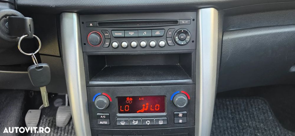 Peugeot 207 1.6 VTi Active - 13