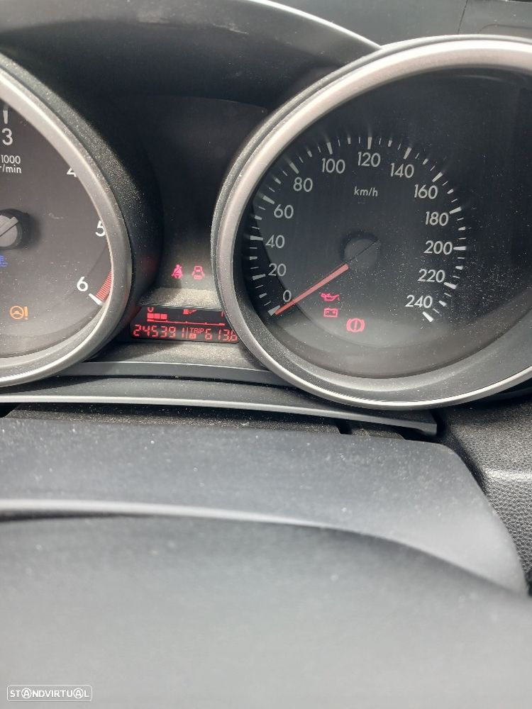 Mazda 3 Sedan MZ-CD 1.6 Exclusive Plus - 5