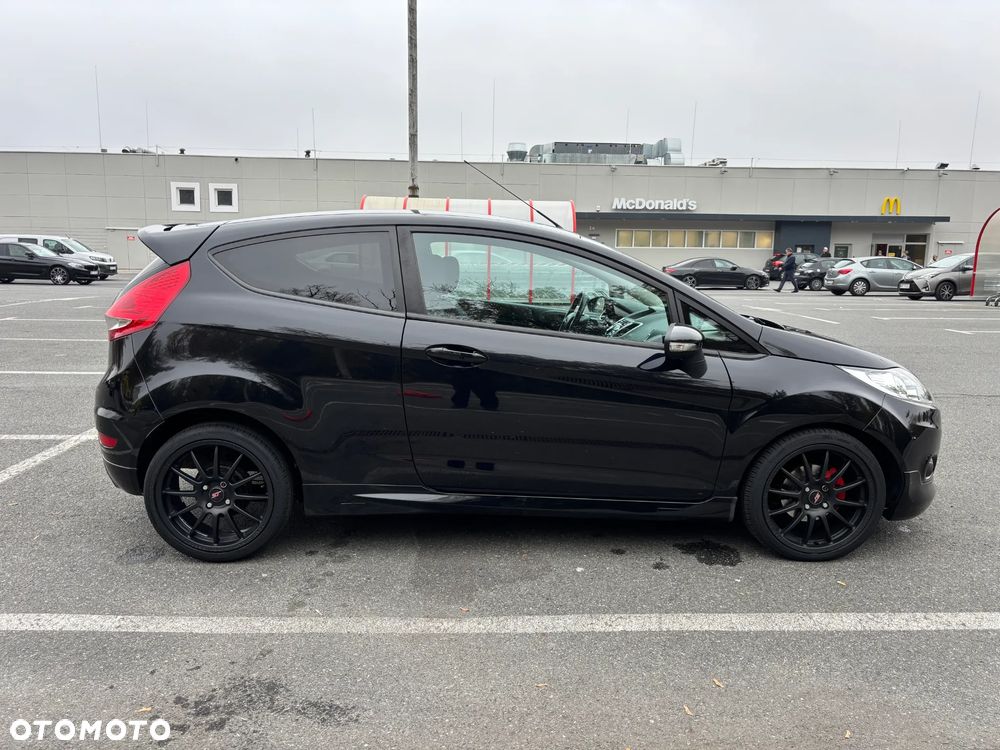 Ford Fiesta - 6