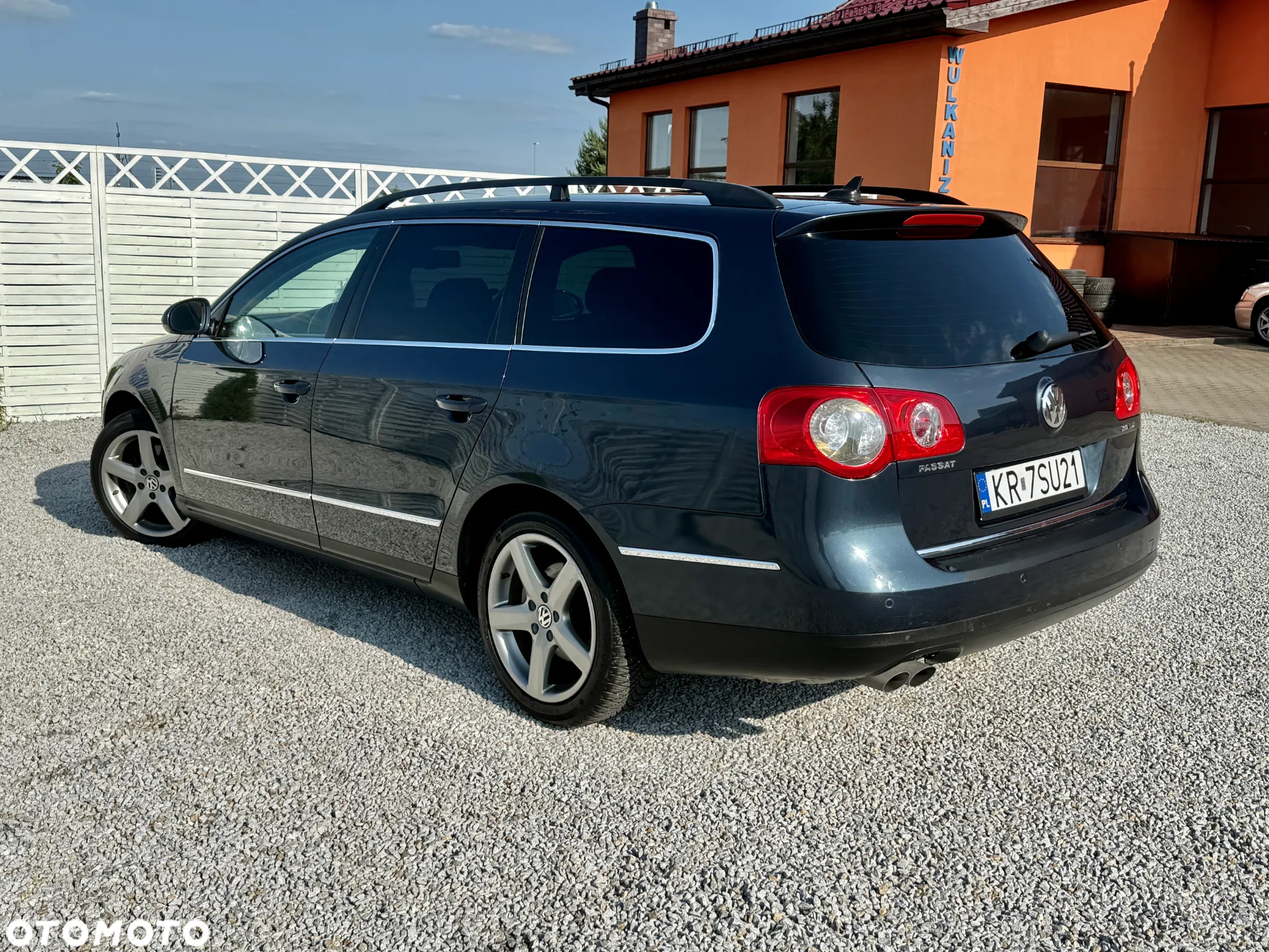 Volkswagen Passat 2.0 TDI Highline DSG - 2