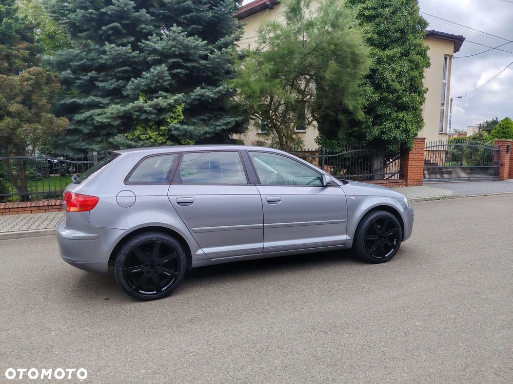 Audi A3 Sportback - 6