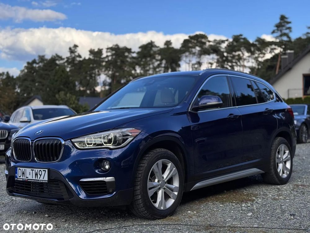 BMW X1 xDrive25i Advantage - 6