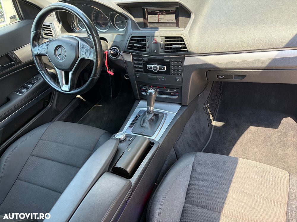 Mercedes-Benz E 220 CDI DPF BlueEFFICIENCY 7G-TRONIC Avantgarde - 12