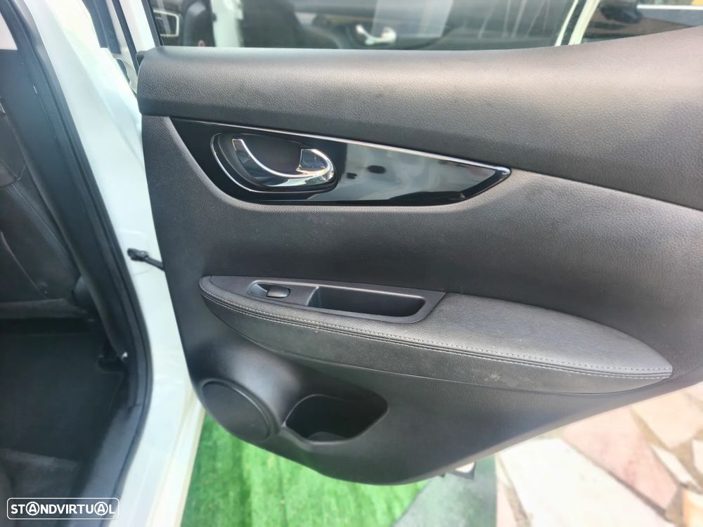 Nissan Qashqai 1.6 dCi 360 Pack S Xtronic - 25