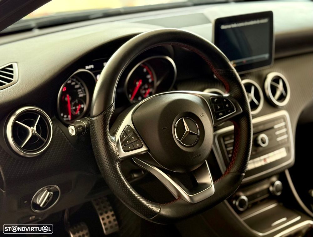 Mercedes-Benz A 180 d AMG Line - 16