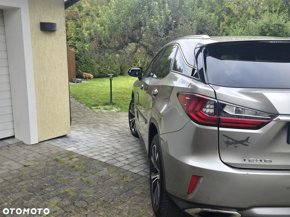 Lexus RX - 5