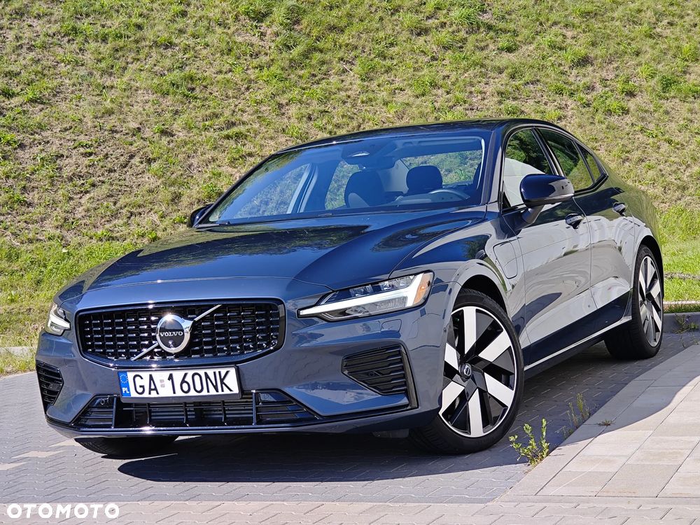 Volvo S60 T8 Recharge AWD Plus Dark - 3