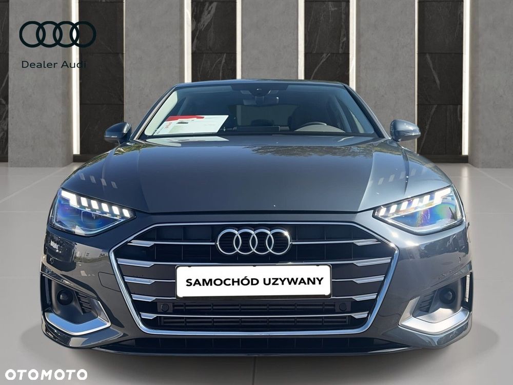 Audi A4 Limousine - 4