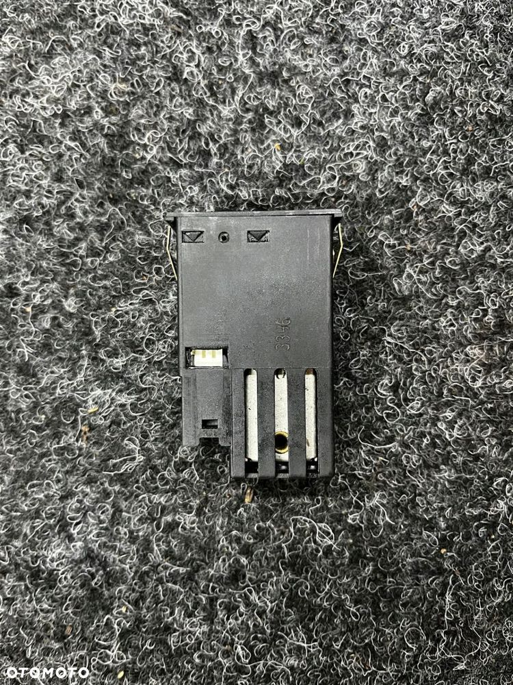 przełączniki grzania foteli bmw seria 7 e38 8352259 - 14