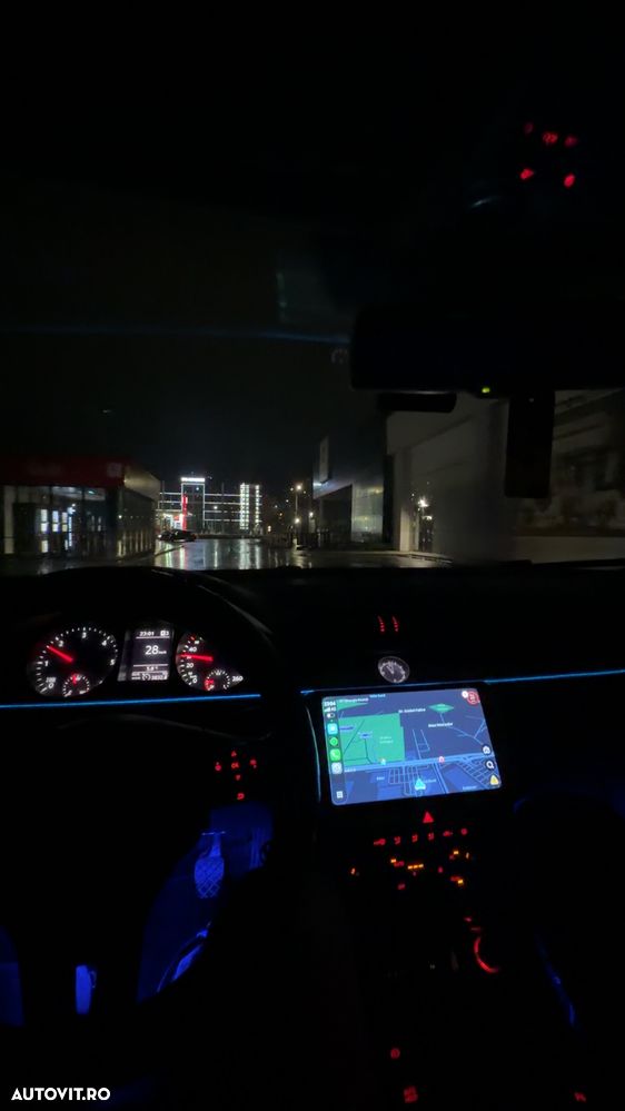 Volkswagen Passat 2.0 TDI BlueMotion Tehnology Comfortline - 9