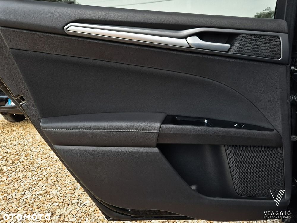 Ford Mondeo 2.0 EcoBlue Titanium - 21