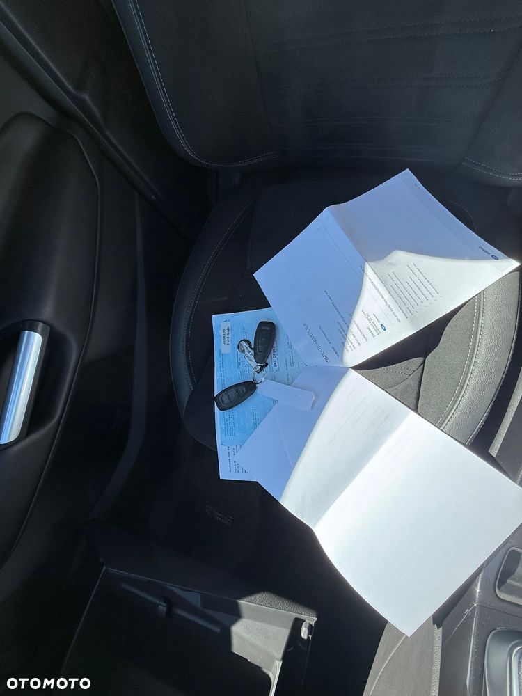 Ford Kuga 1.5 EcoBoost 2x4 ST-Line - 32