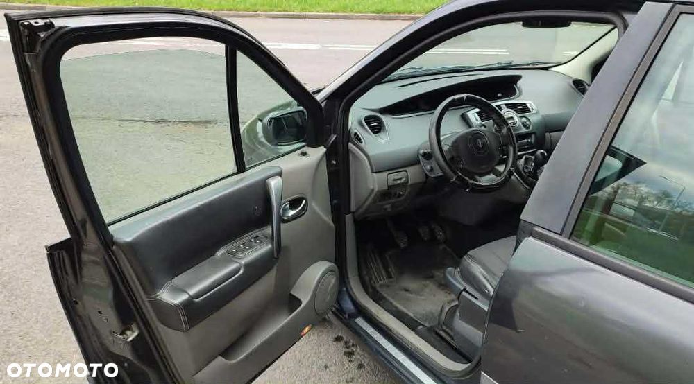 Renault Grand Scenic - 7