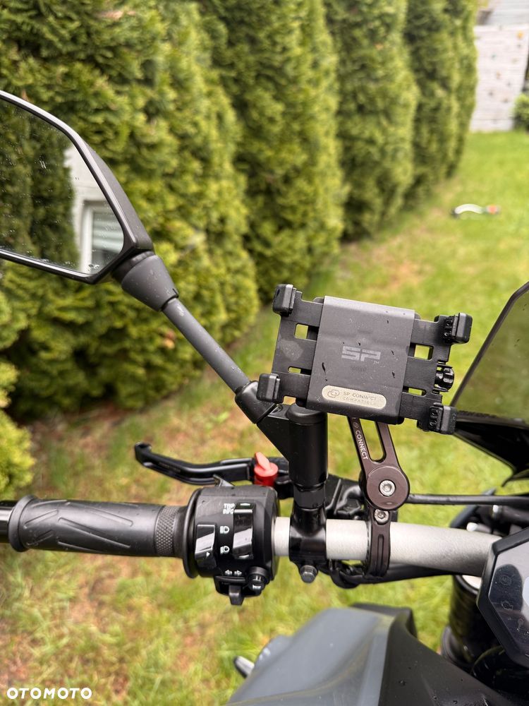 Yamaha MT - 7