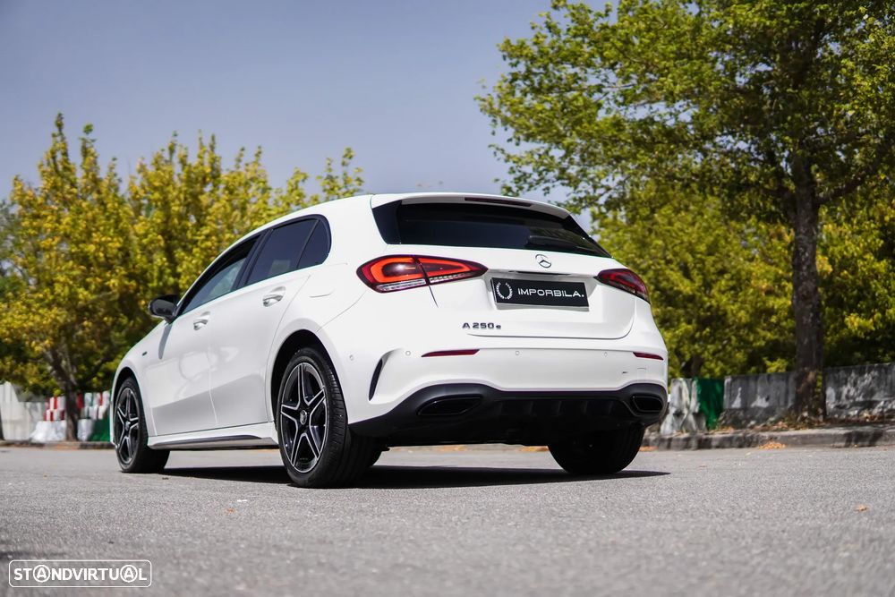 Mercedes-Benz A 250 e 8G-DCT AMG Line - 13