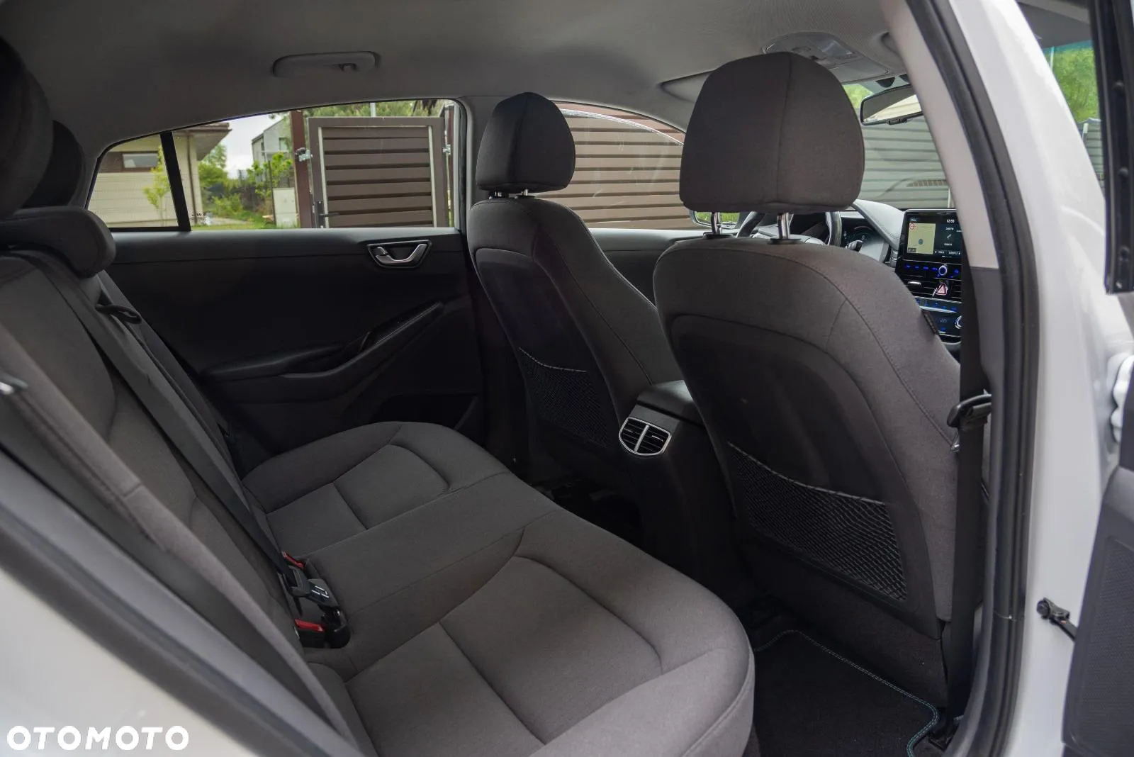 Hyundai IONIQ Plug-in-Hybrid 1.6 GDI Premium - 15