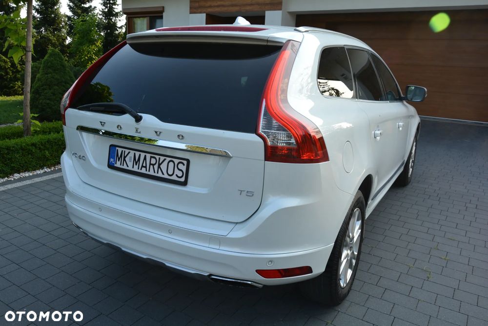 Volvo XC 60 - 8