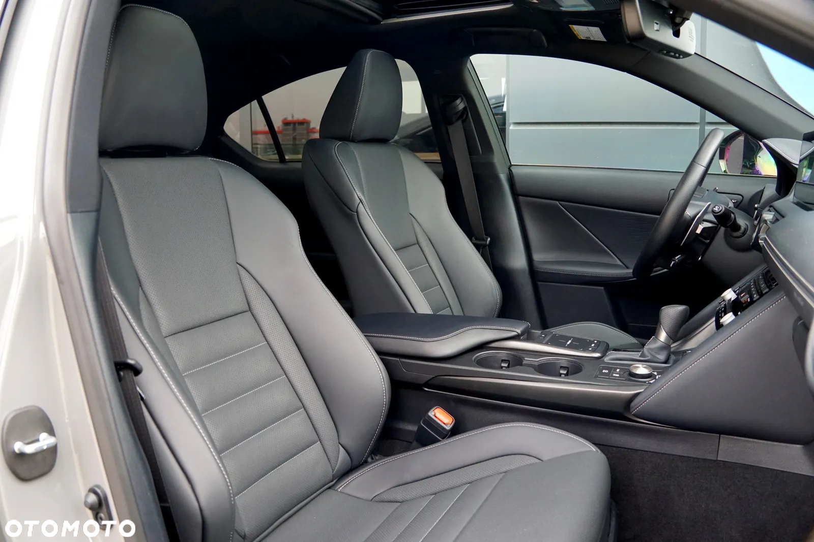 Lexus Inny - 19