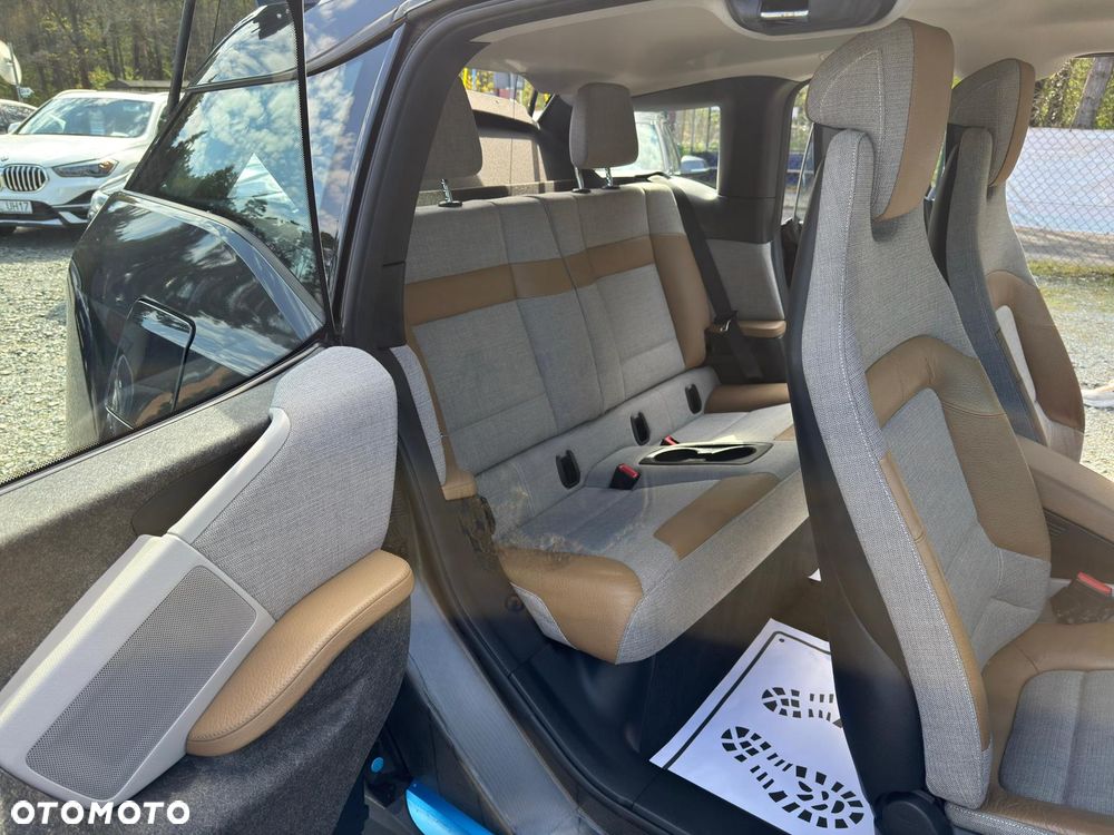 BMW i3 (60 Ah) - 16