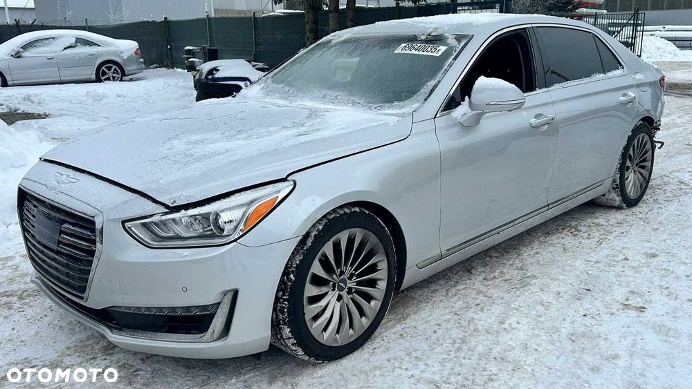 Genesis G90 - 1
