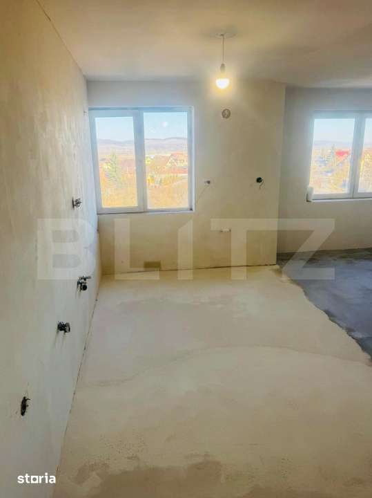 Apartament pe 2 nivele, Sangeorgiu de Mures, pret excelent! Vanzare ug — fotografia 1