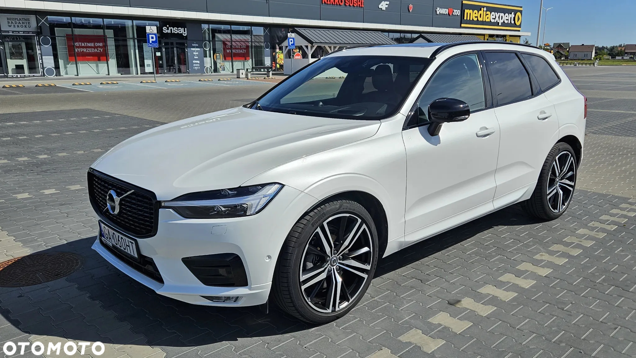 Volvo XC 60 B4 B R-Design - 2