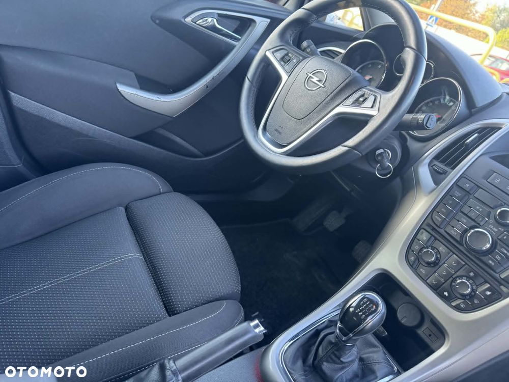 Opel Astra 1.7 CDTI DPF 150 Jahre - 17